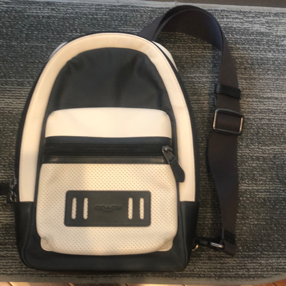 Coach F56877 Men’s Cross Body Sling Leather/Nylon